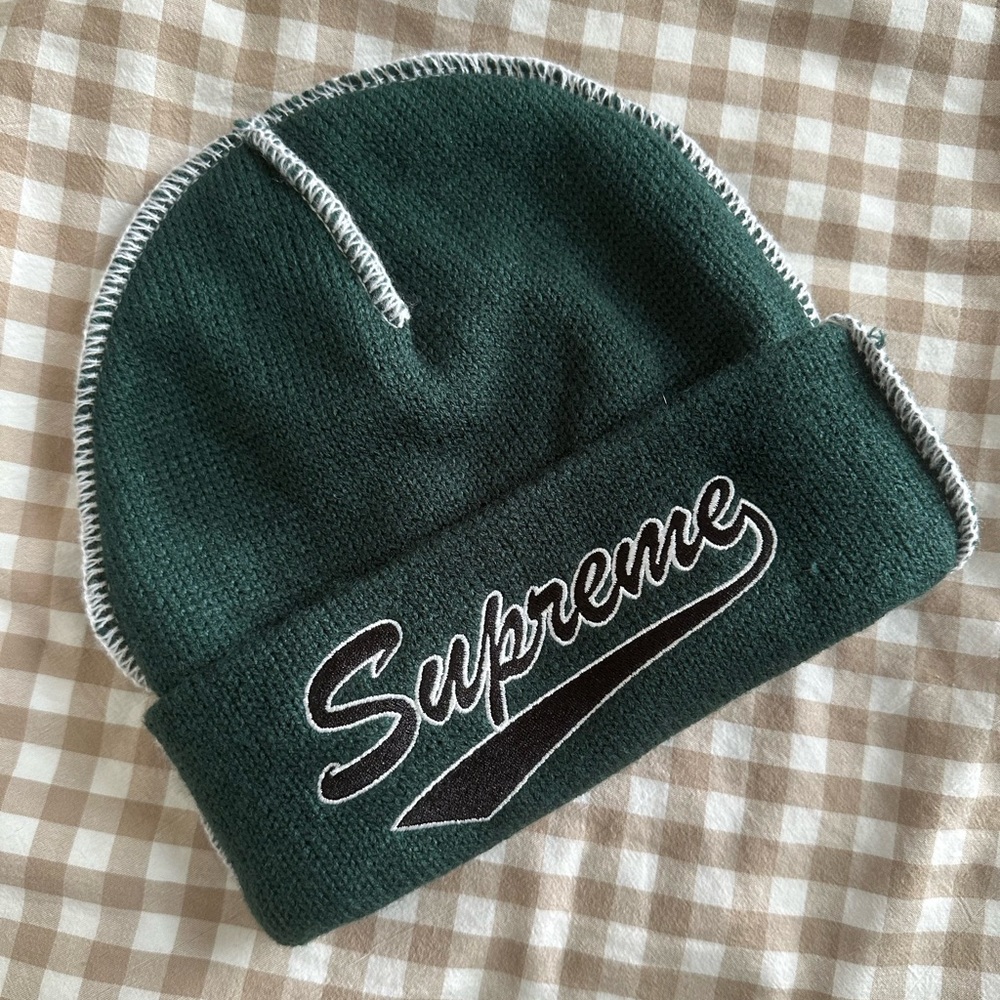 Supreme Contrast Stitch Beanie - Green FW22